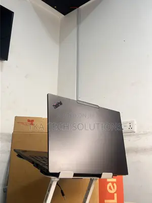 Laptop Lenovo ThinkPad E14 Gen 6 16GB Intel Core Ultra 7 SSD 512GB