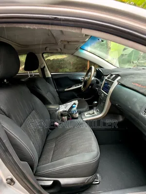 Toyota Corolla 2013 Silver