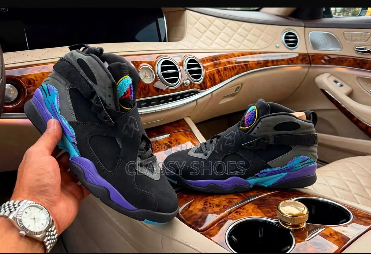 Jordan8 Retro