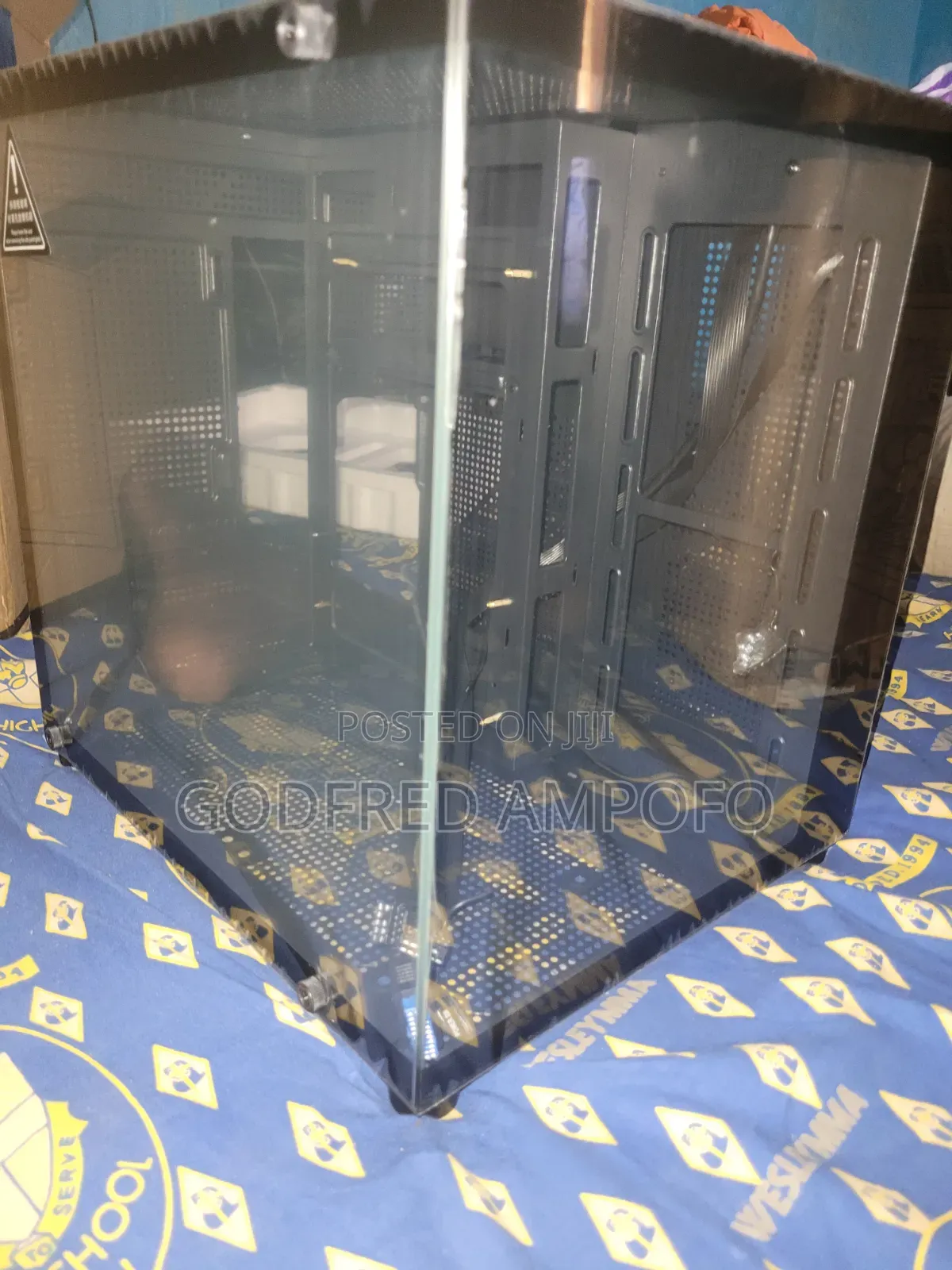 Sea View Glass Case