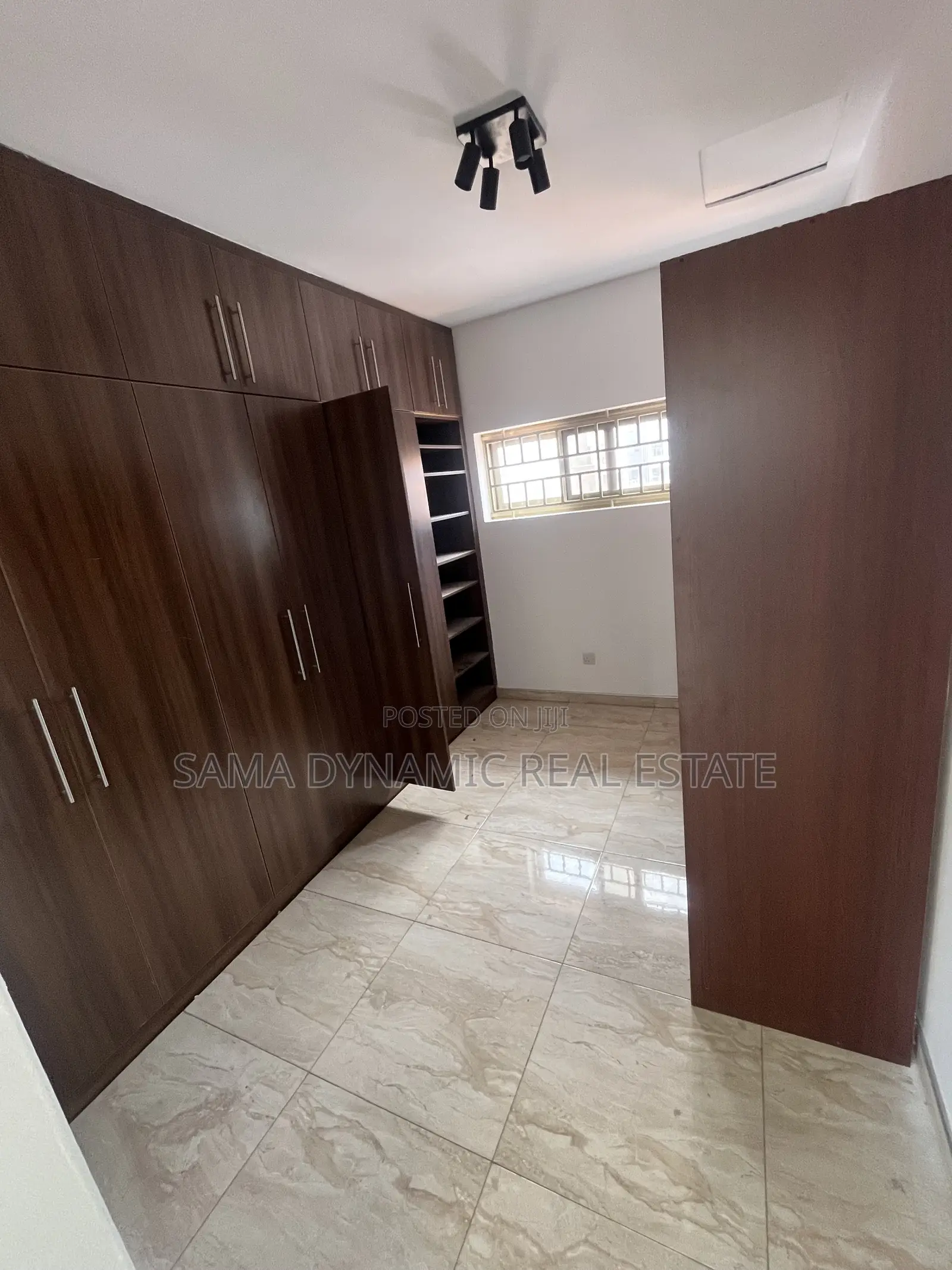 5bdrm House in Labone for rent
