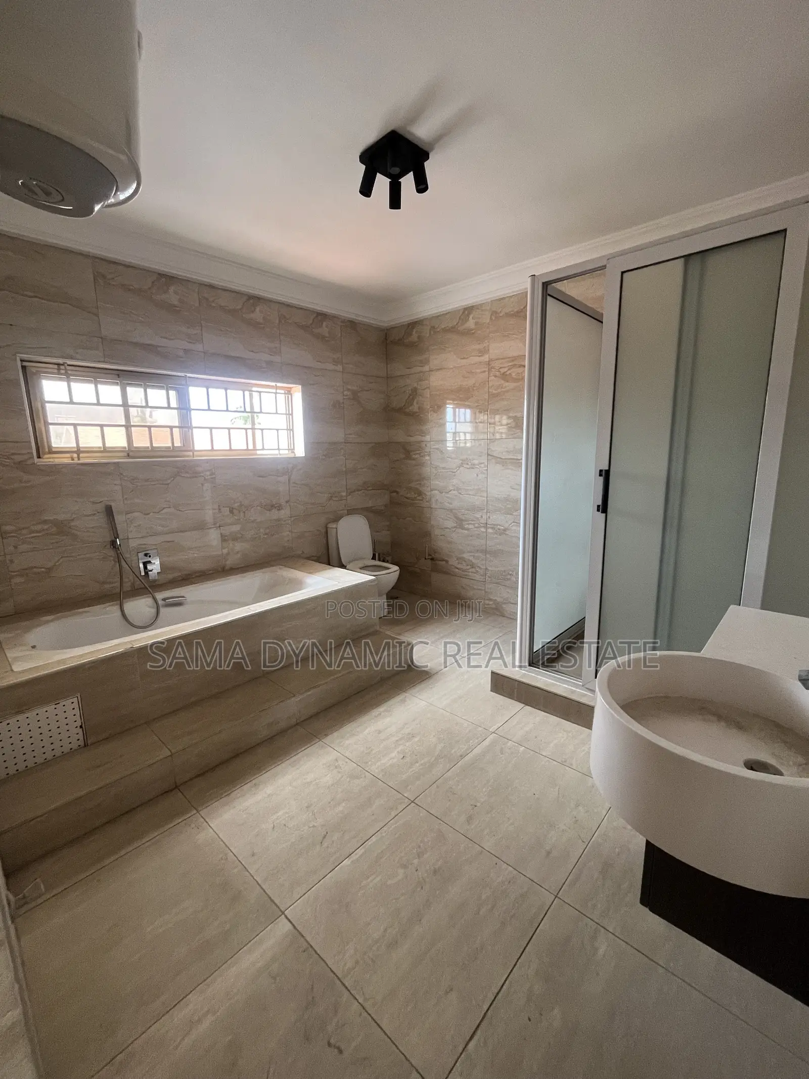 5bdrm House in Labone for rent