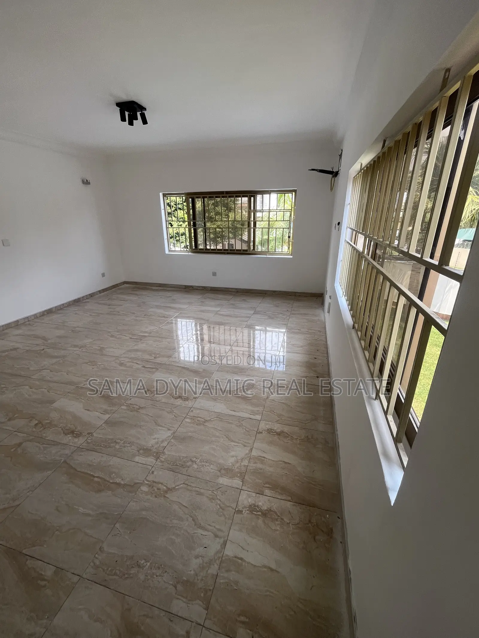 5bdrm House in Labone for rent