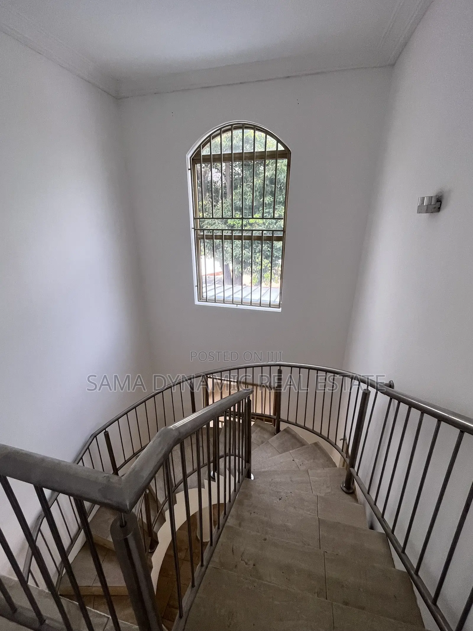 5bdrm House in Labone for rent
