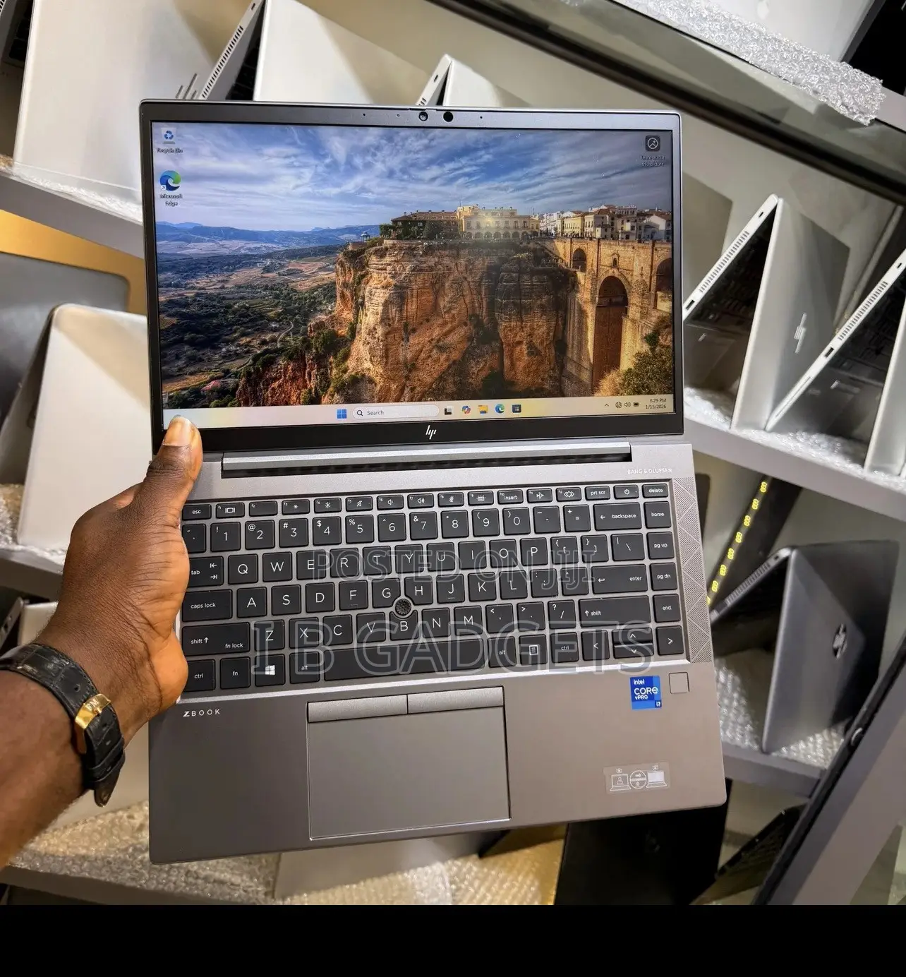 Laptop HP ZBook Firefly 14 G7 16GB Intel Core i7 SSD 256GB