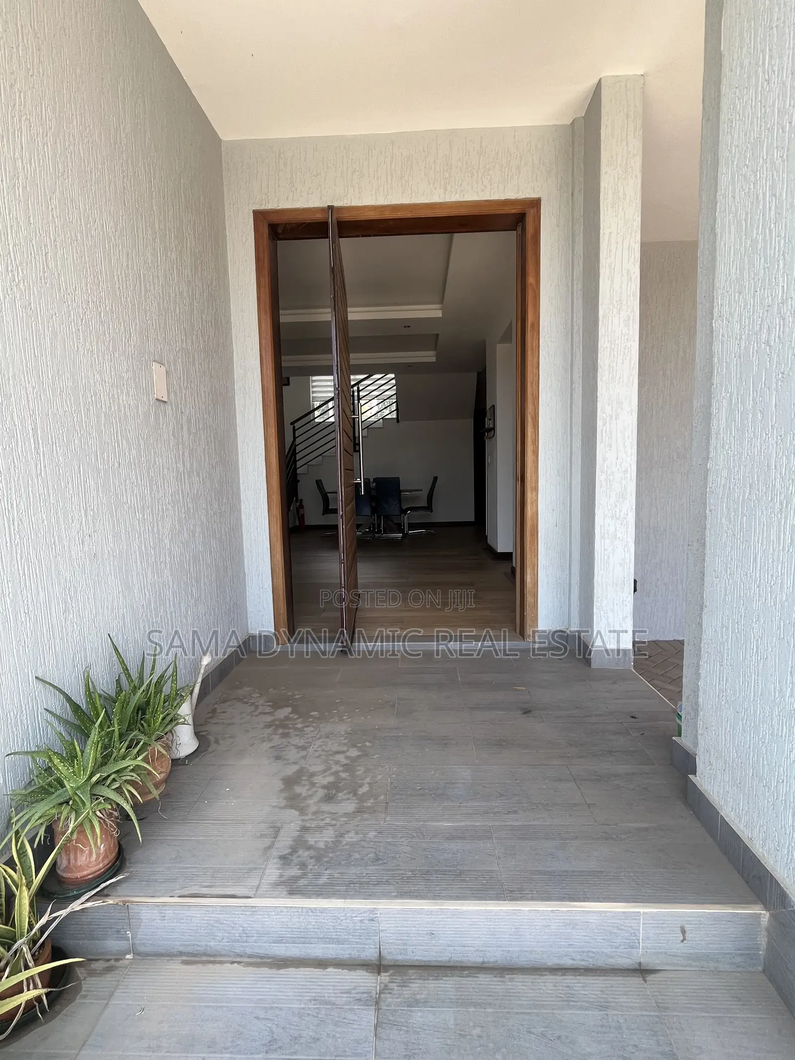 Furnished 3bdrm House in Labone for rent