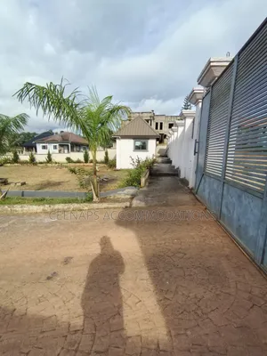 12bdrm Block of Flats in Tarkwa Akyimpim for rent