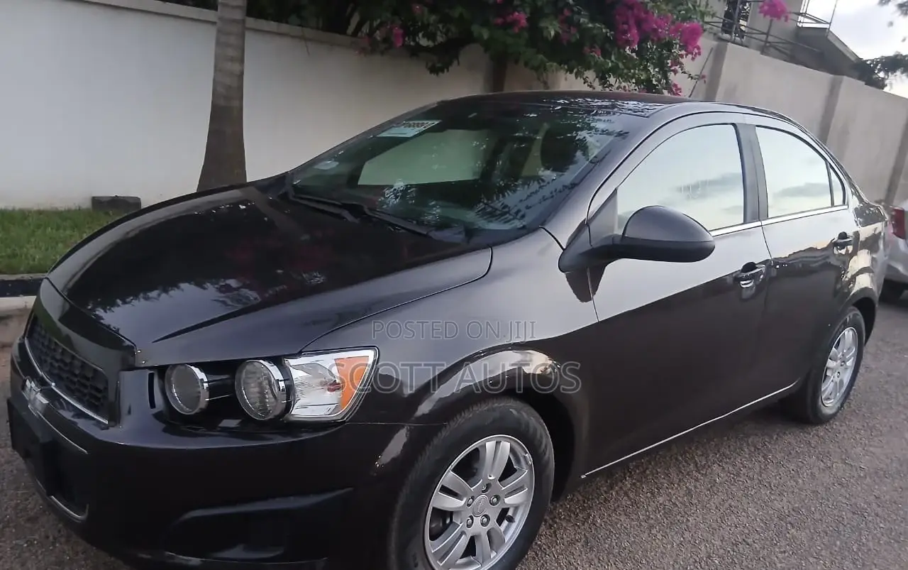Chevrolet Sonic LT 2016 Black