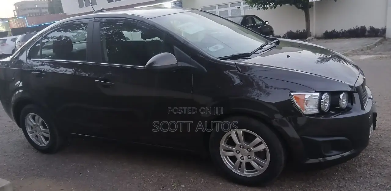 Chevrolet Sonic LT 2016 Black