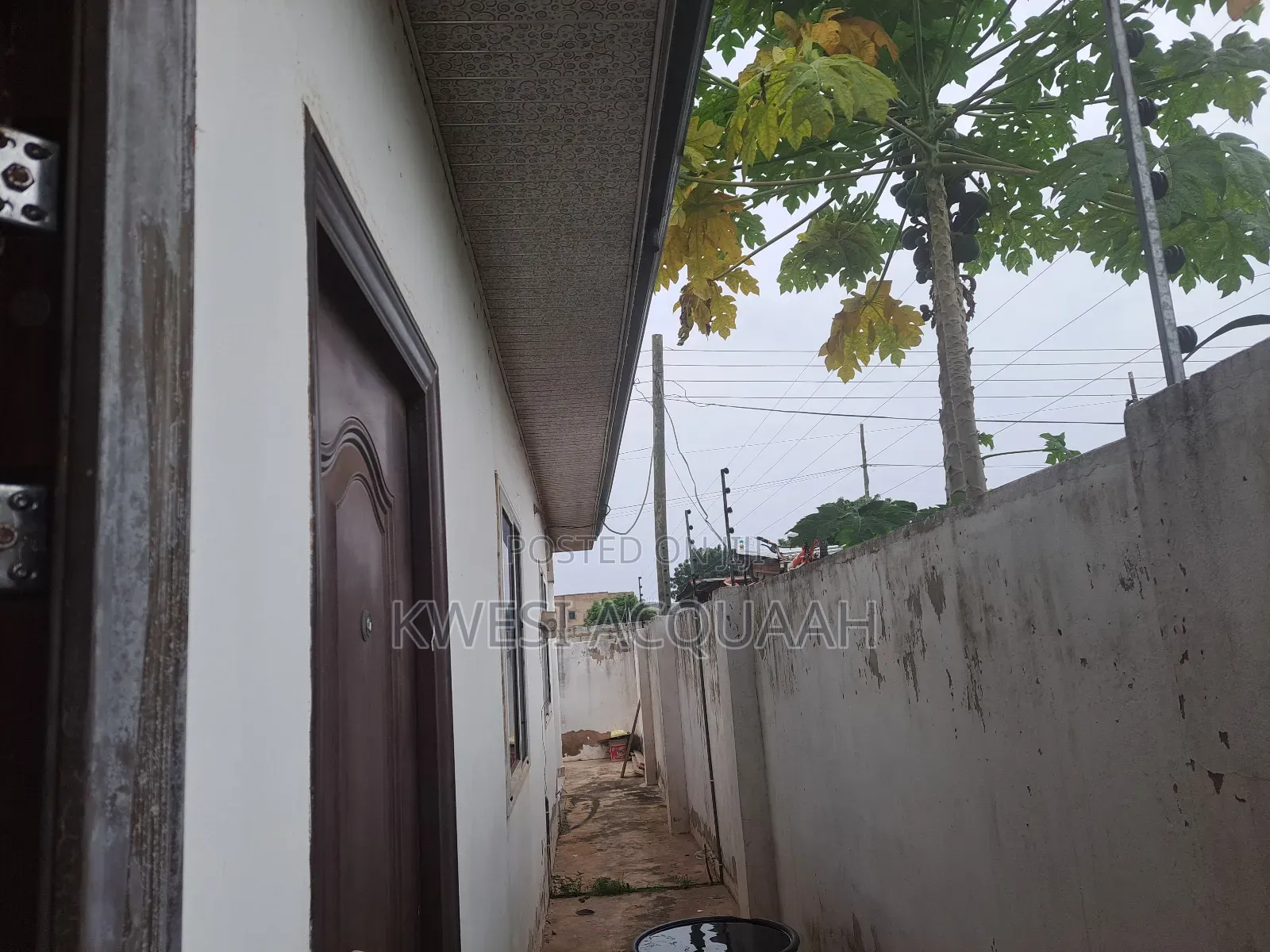 Mini Flat in Ike Property, Lashibi for rent