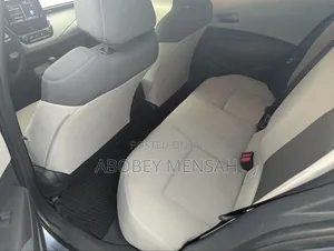 Toyota Corolla LE 2022 Blue