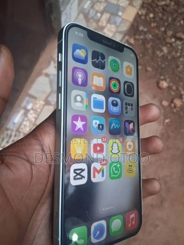 New Apple iPhone 12 128 GB White