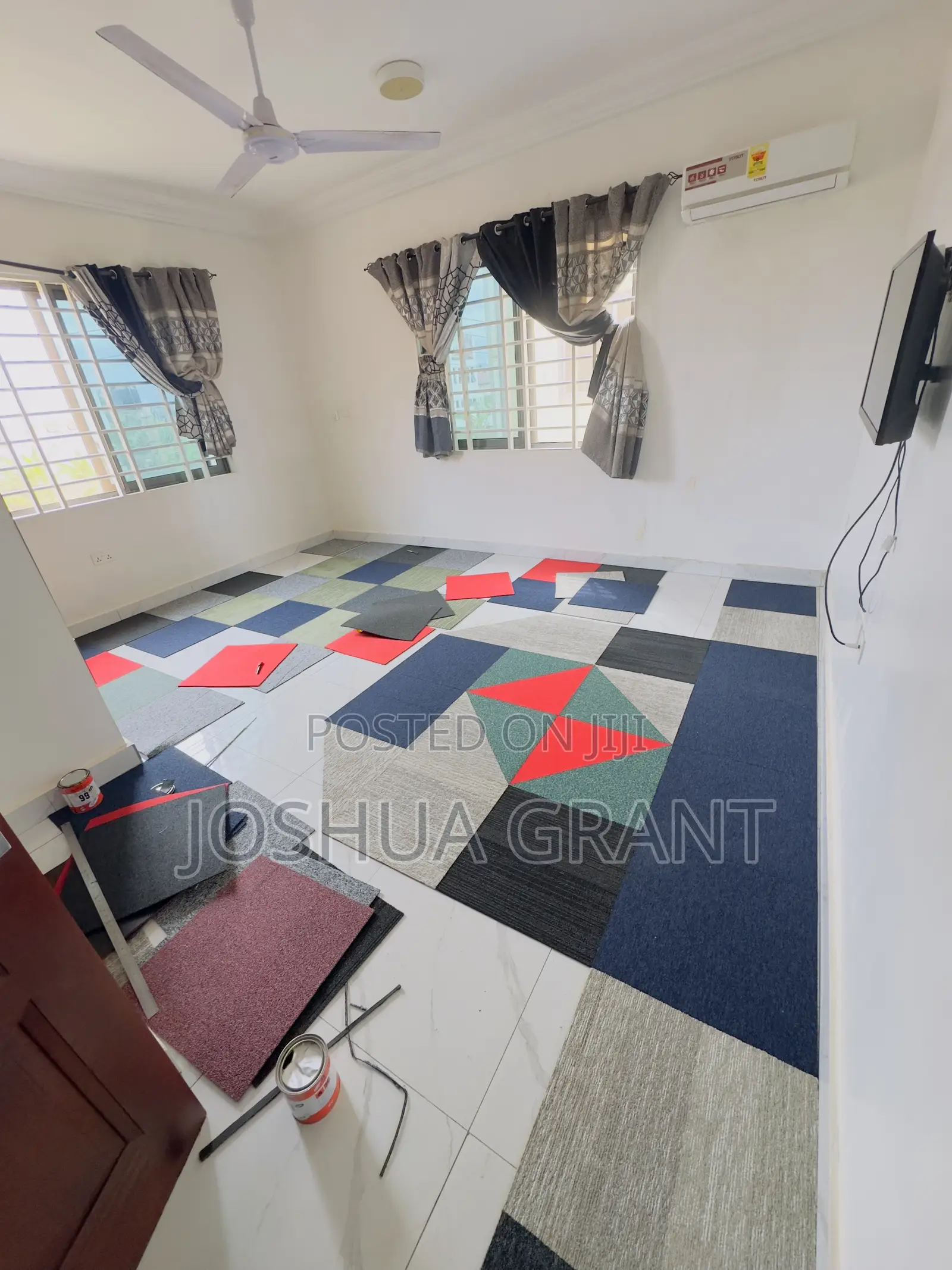 Woolen Carpet Tiles