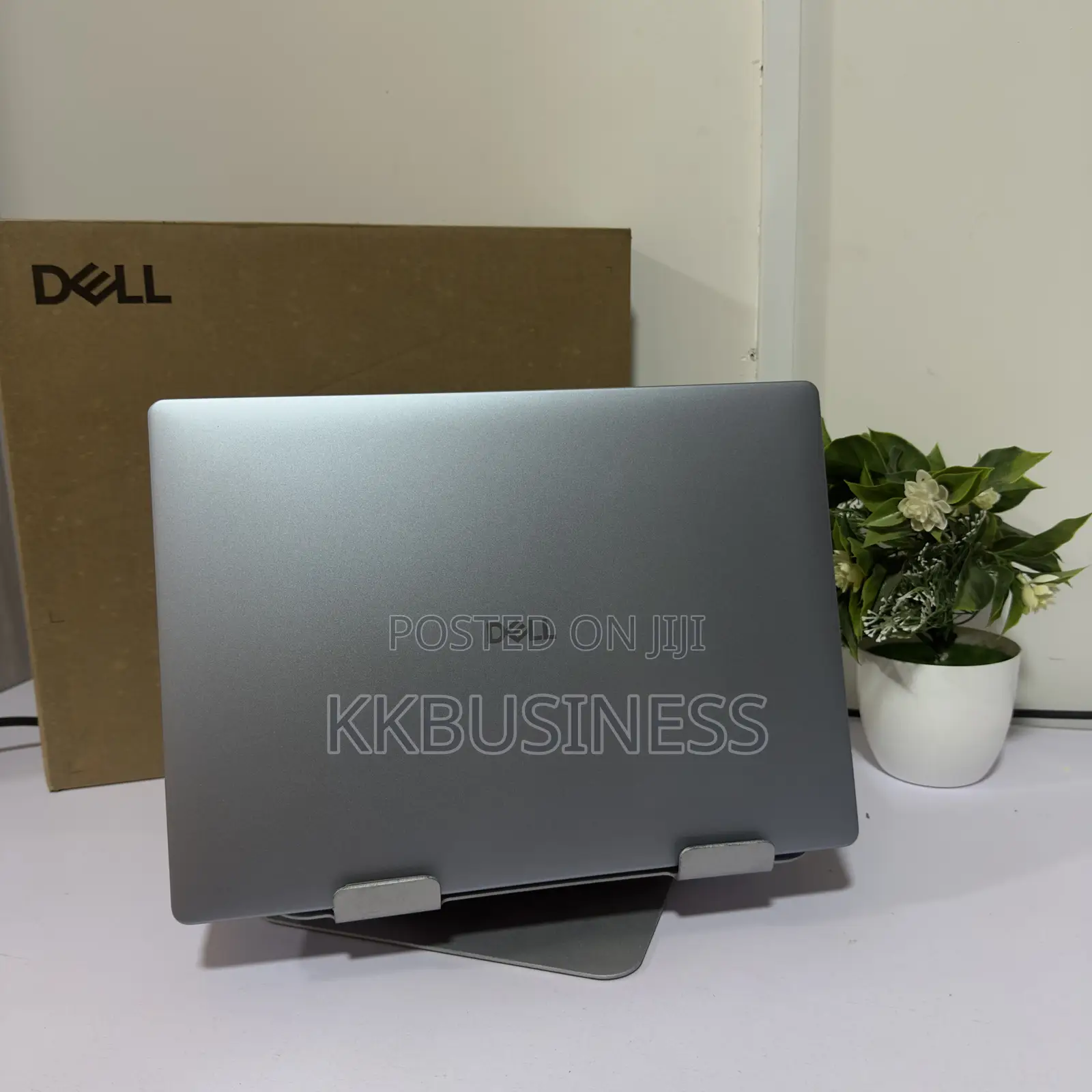 New Laptop Dell 32GB Intel Core Ultra 7 SSD 1T