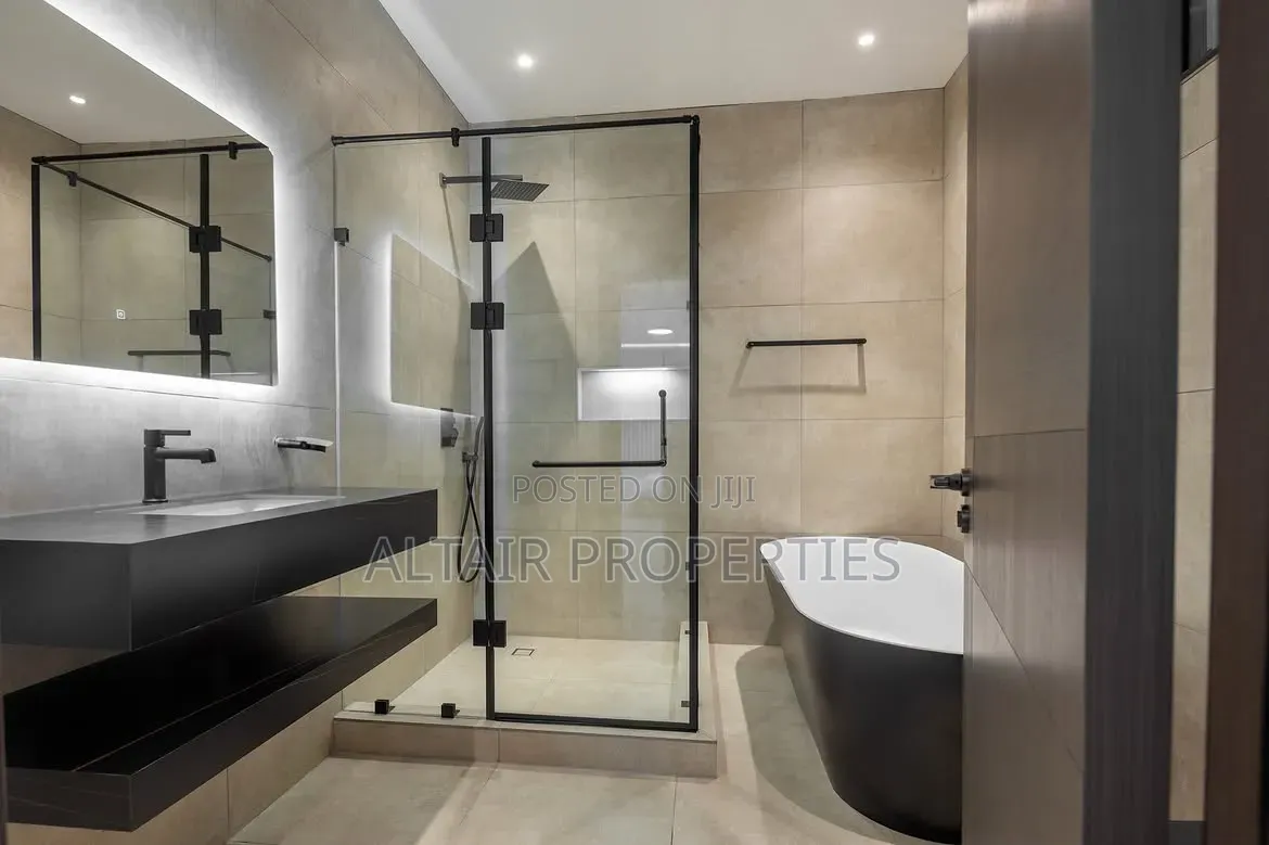 Furnished 4bdrm House in Accra Metropolitan for sale