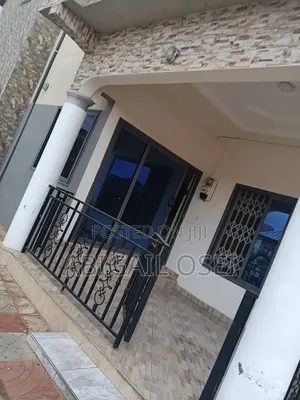 5bdrm House in Tipper Junction, Accra Metropolitan for rent