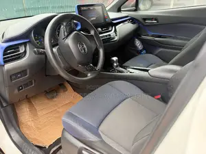 Toyota C-HR 2019 White