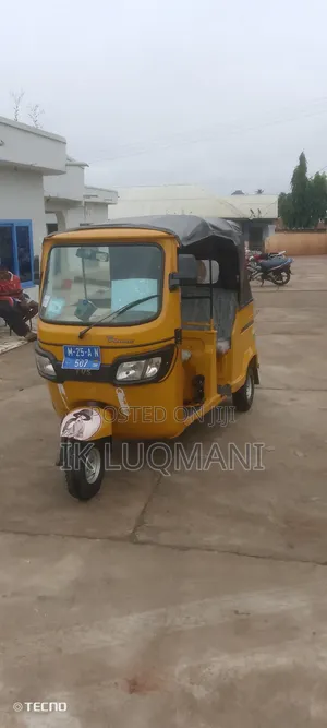 TVS King Deluxe Plus iTouch Start 2025 Yellow