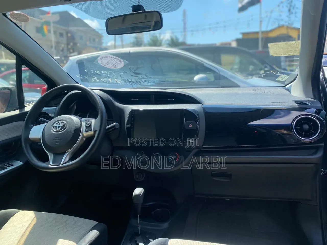 Toyota Vitz 2015 Gray