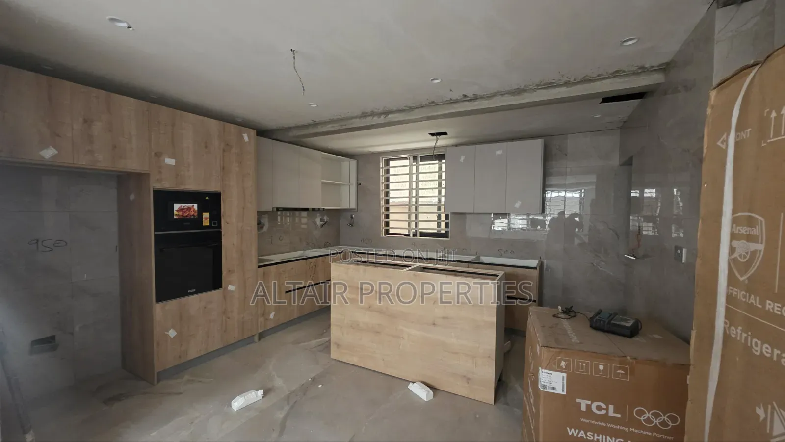 4bdrm House in Accra Metropolitan for sale
