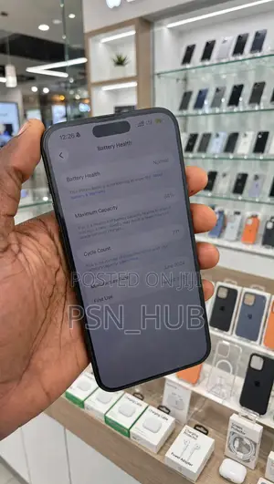 New Apple iPhone 15 Pro Max 256 GB Black