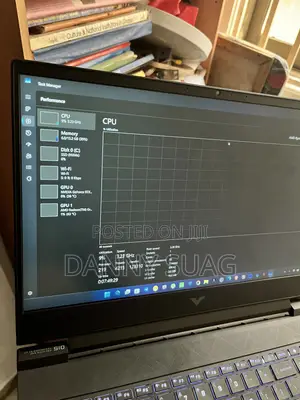 Laptop HP Victus 15 16GB AMD Ryzen 5 SSD 1T