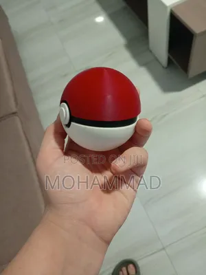 Pokéball Made to Hold Nintendo Switch 1/2 Games