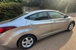 Hyundai Elantra Limited 4dr Sedan (1.8L 4cyl 6A) 2015 Gray