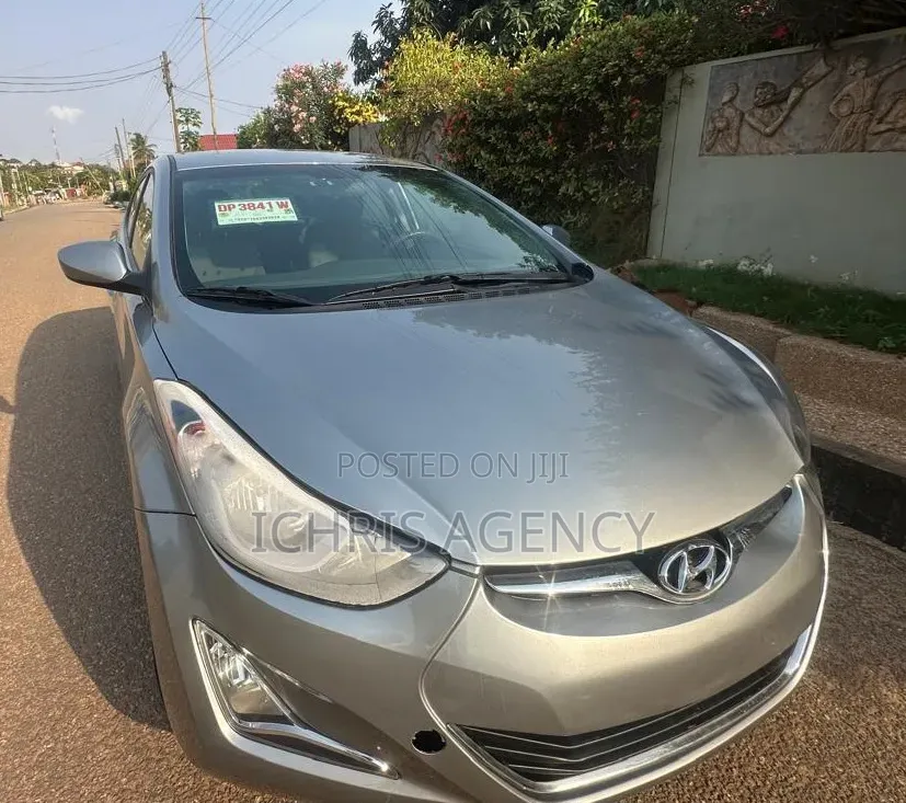 Hyundai Elantra Limited 4dr Sedan (1.8L 4cyl 6A) 2015 Gray