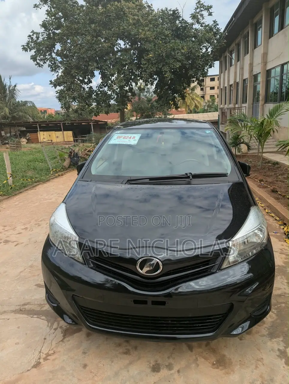 Toyota Vitz 2012 Black