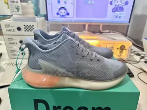 Sneakers for Active Sports