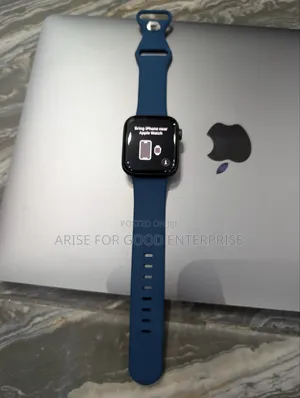 Apple Watch 6 44m