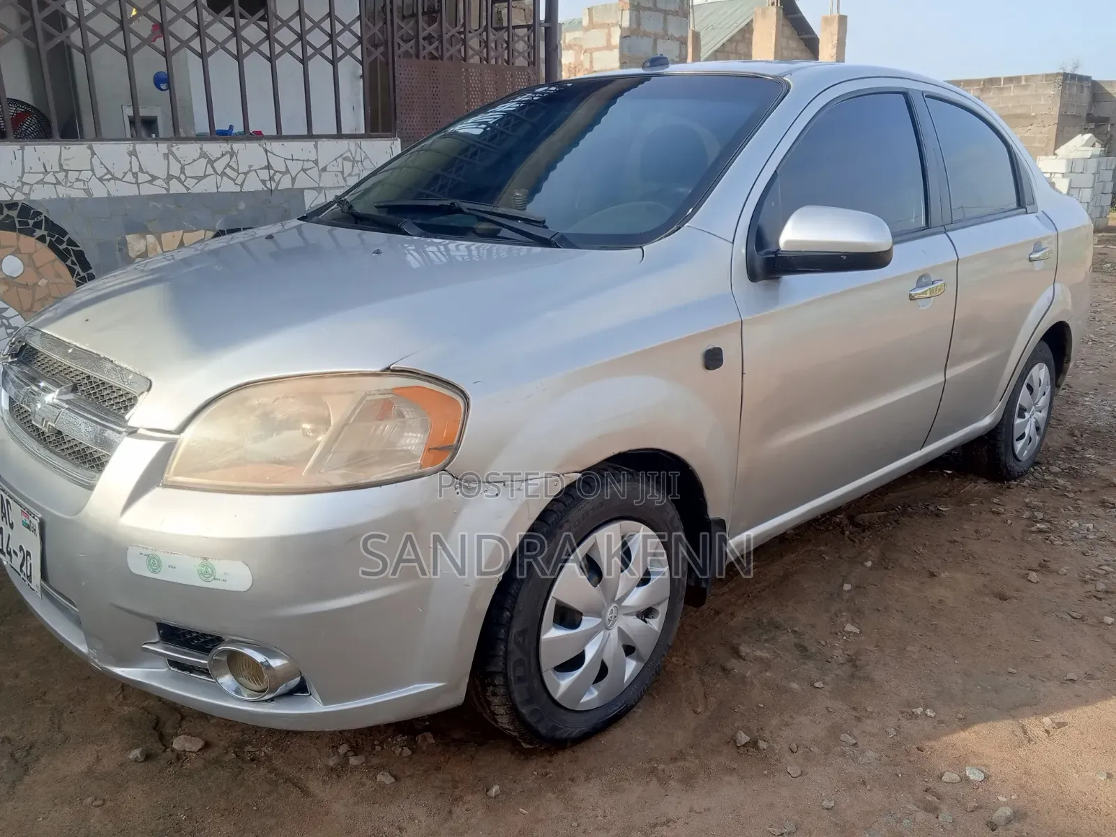 Chevrolet Aveo 2012 Silver