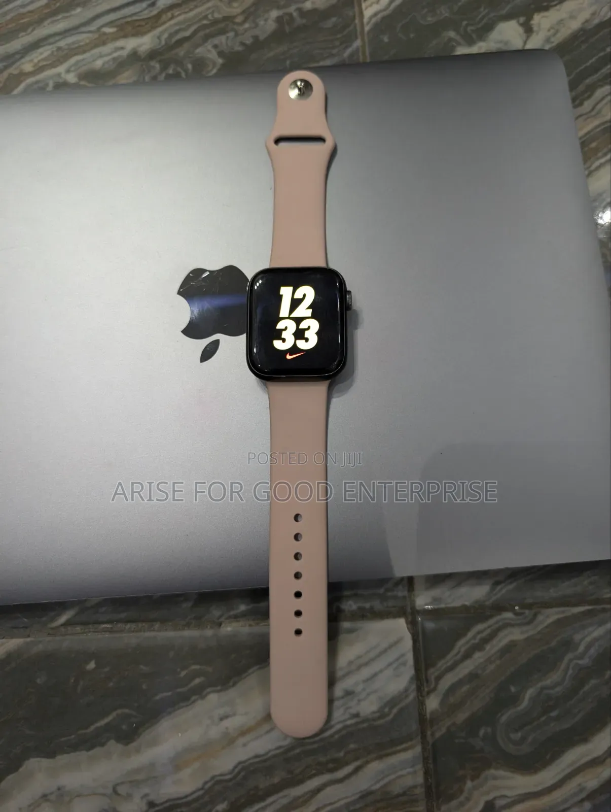 Apple Series 6 44 LTE