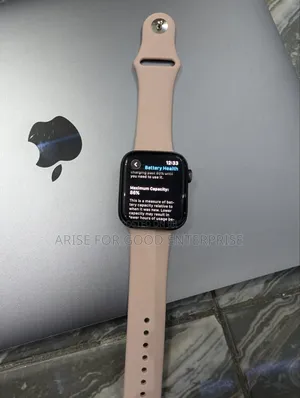 Apple Series 6 44 LTE