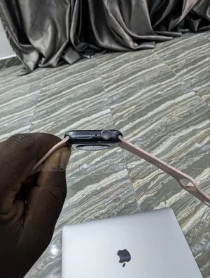 Apple Series 6 44 LTE