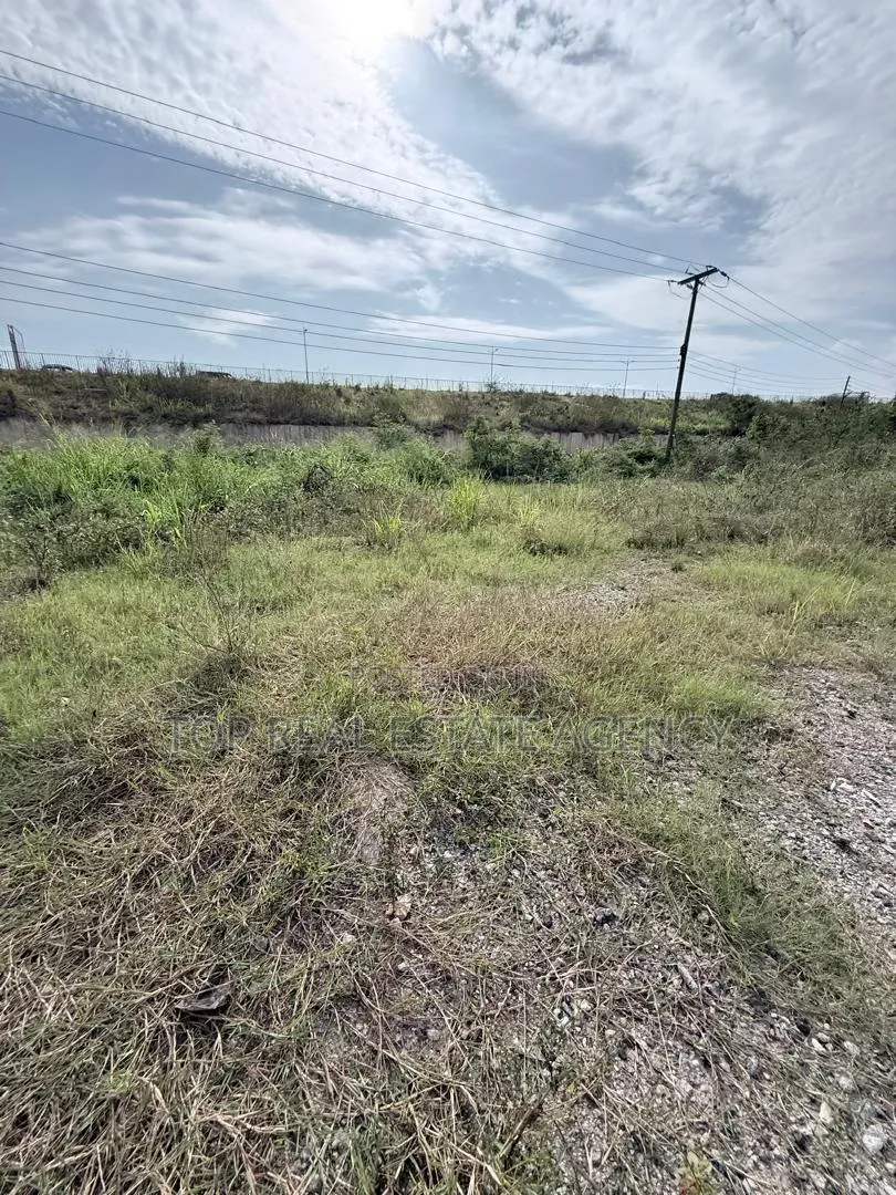 Plot of Land for Sale at Ofankor
