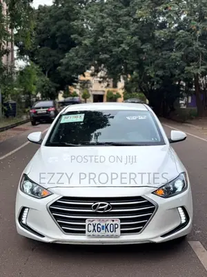 Hyundai Elantra Value Edition Sedan FWD (2.0L 4cyl 6A) 2017 White
