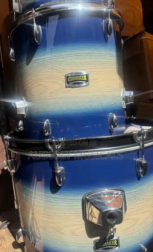 Yamaha Gigmaker 5-Set Drums With Accessories