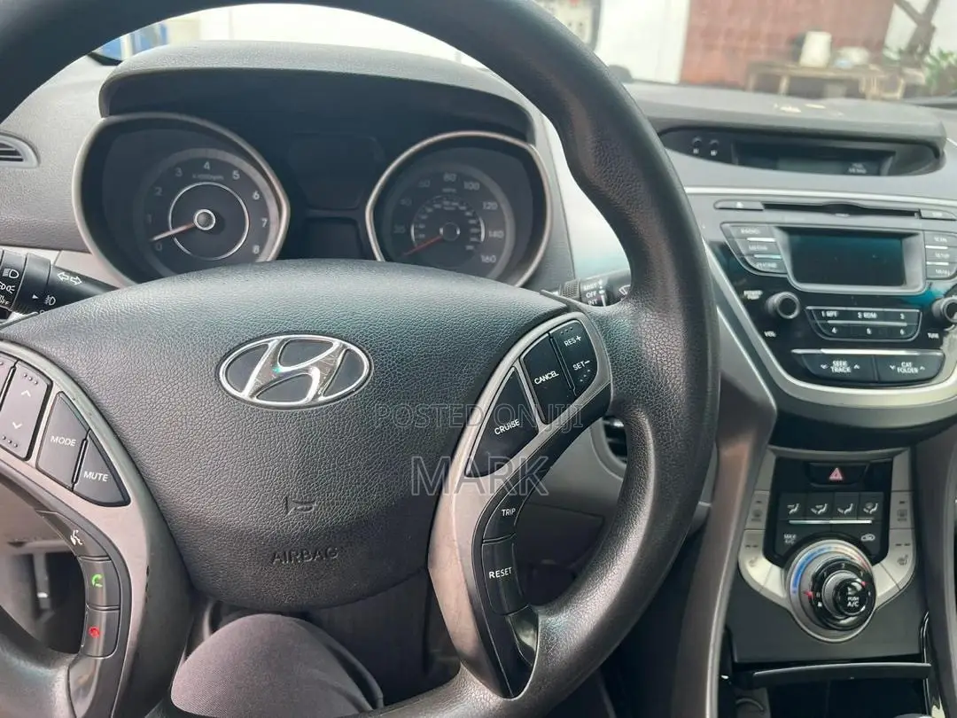 Hyundai Elantra 2013 Gray
