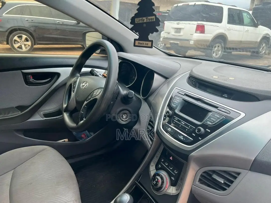 Hyundai Elantra 2013 Gray