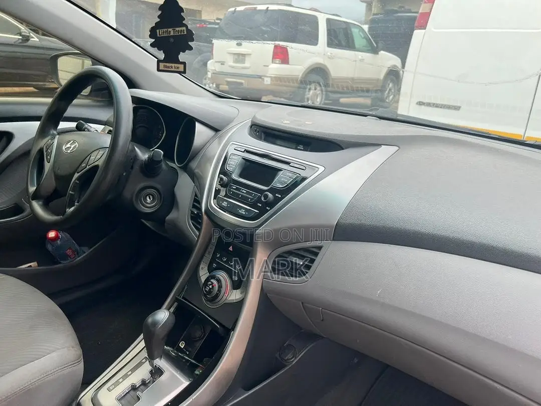 Hyundai Elantra 2013 Gray