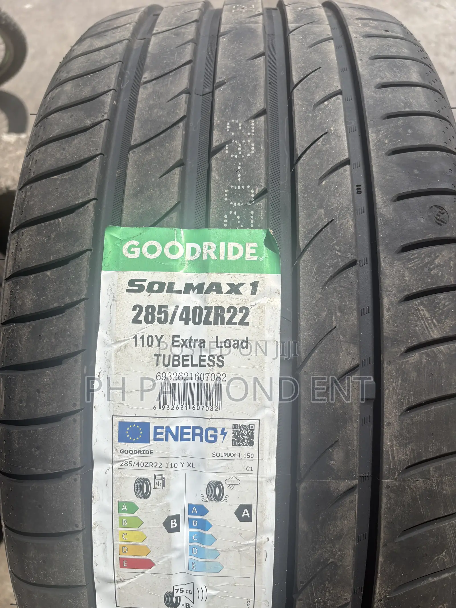 285/40r22 Goodride Solid Car Tyres