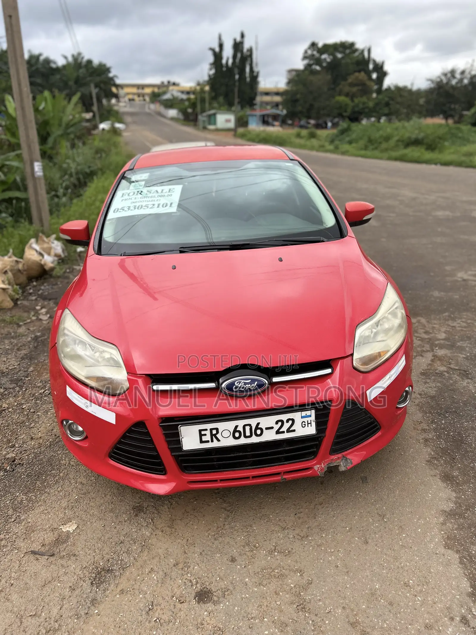Ford Focus SEL Sedan FWD (2.0L 4cyl 6A) 2012 Red