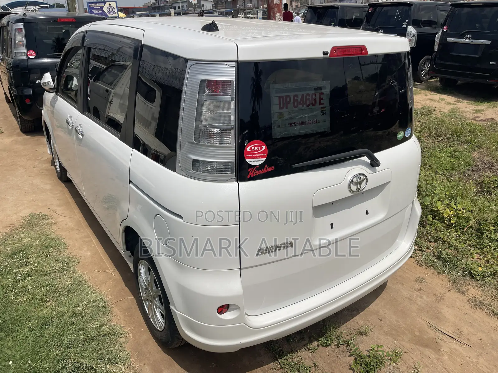Toyota Sienta 1.5 FWD 2013 White