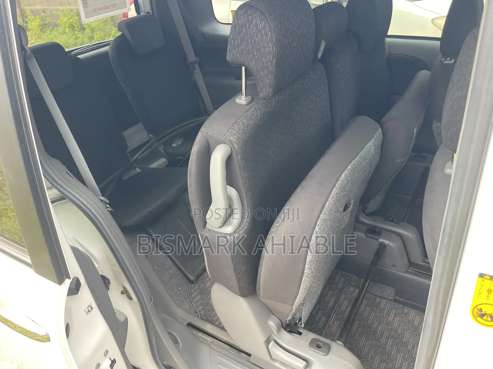 Toyota Sienta 1.5 FWD 2013 White