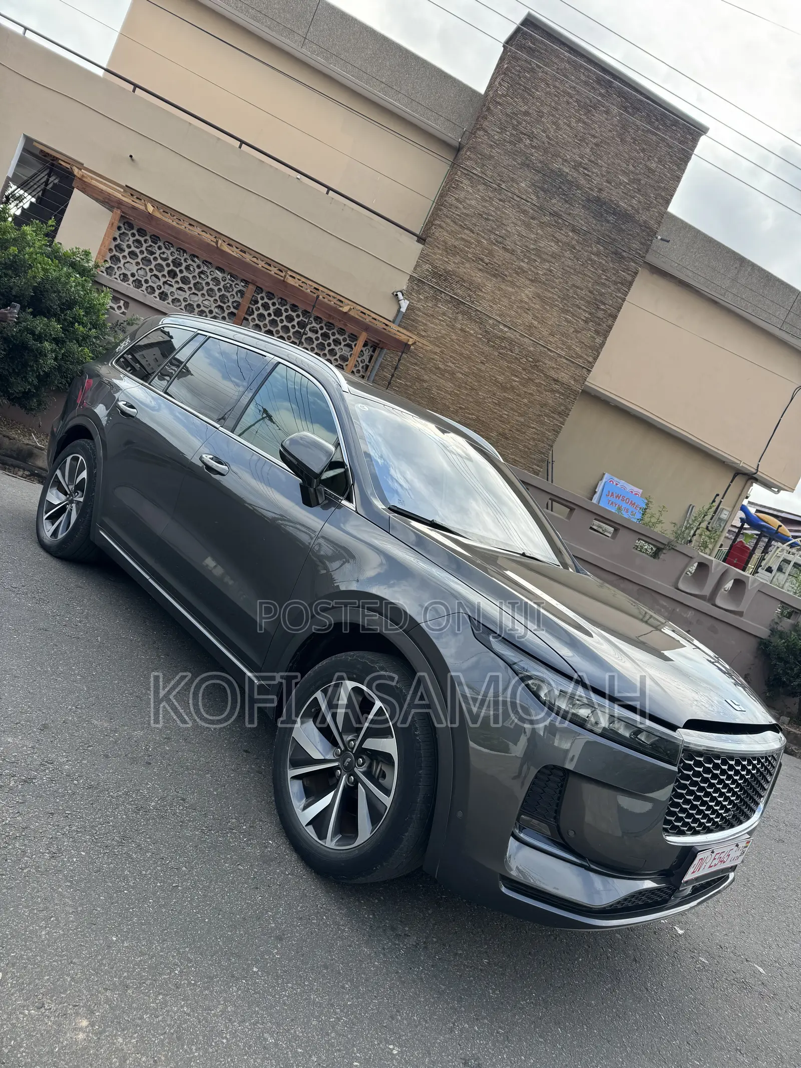 Li Auto One 2022 Gray