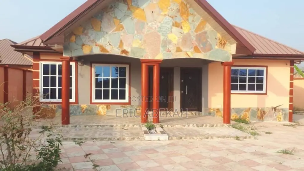 Furnished 3bdrm House in Ofankoor, Awutu Senya East Municipal for sale