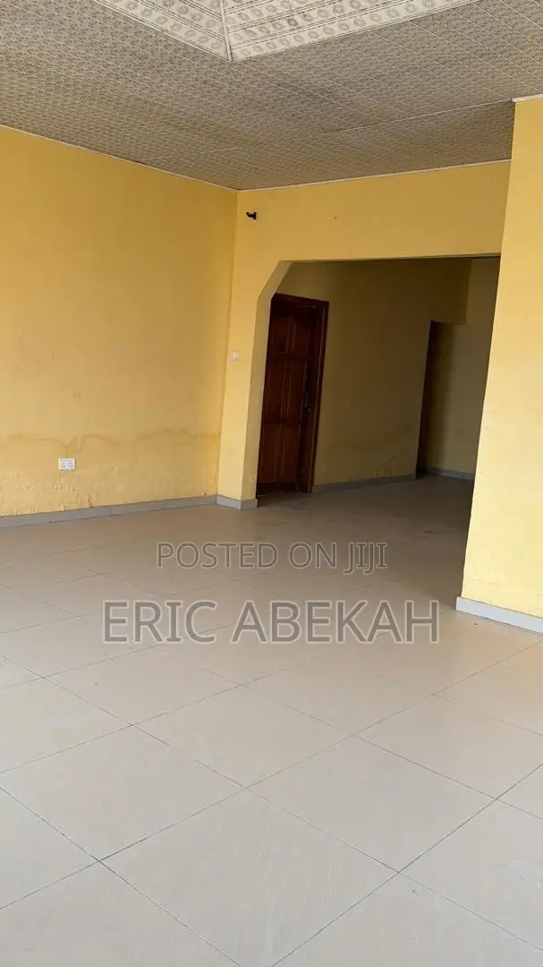 Furnished 3bdrm House in Ofankoor, Awutu Senya East Municipal for sale