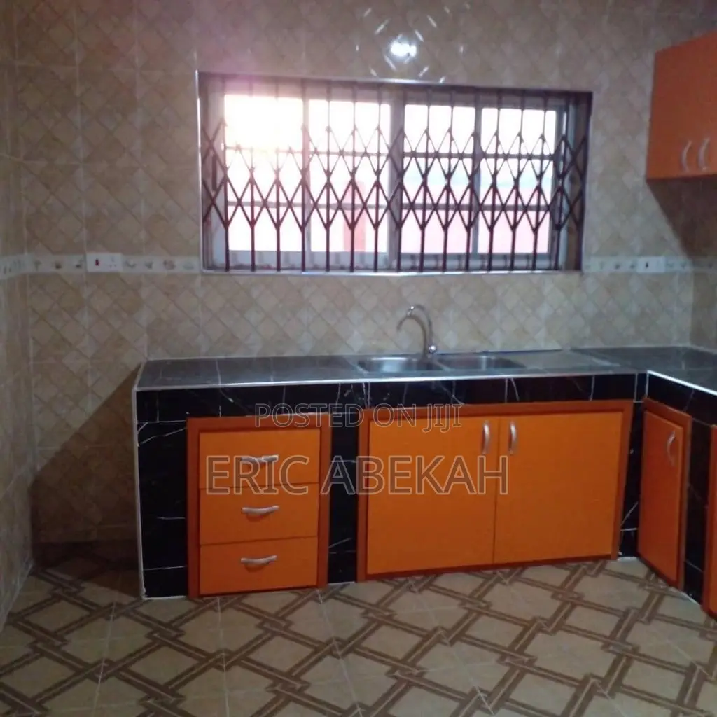 Furnished 3bdrm House in Ofankoor, Awutu Senya East Municipal for sale